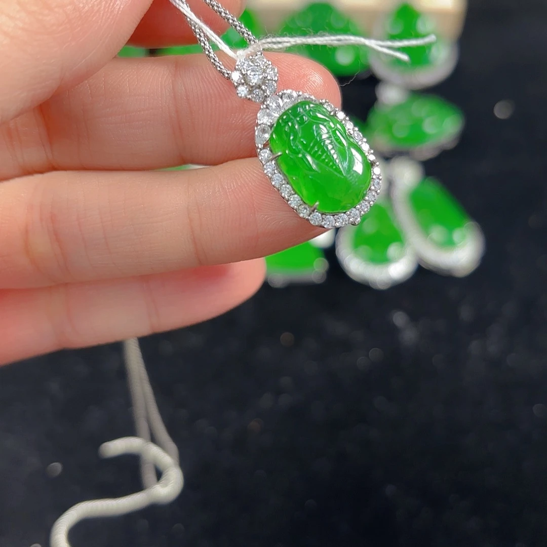 翡翠银S925镶嵌吊坠(不含链)