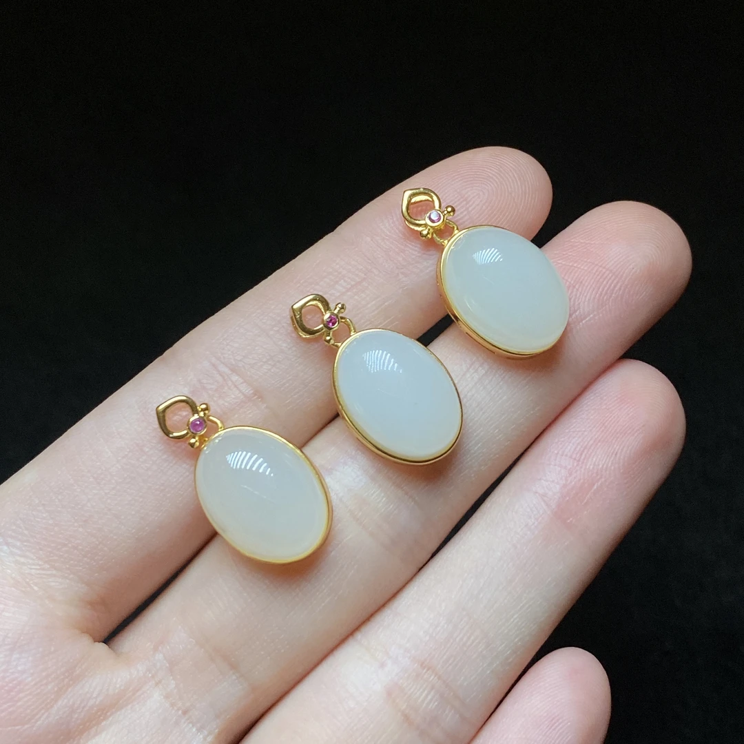 【小北好物】S925银和田玉吊坠约10*13mm【多样性发一件】QH13X586