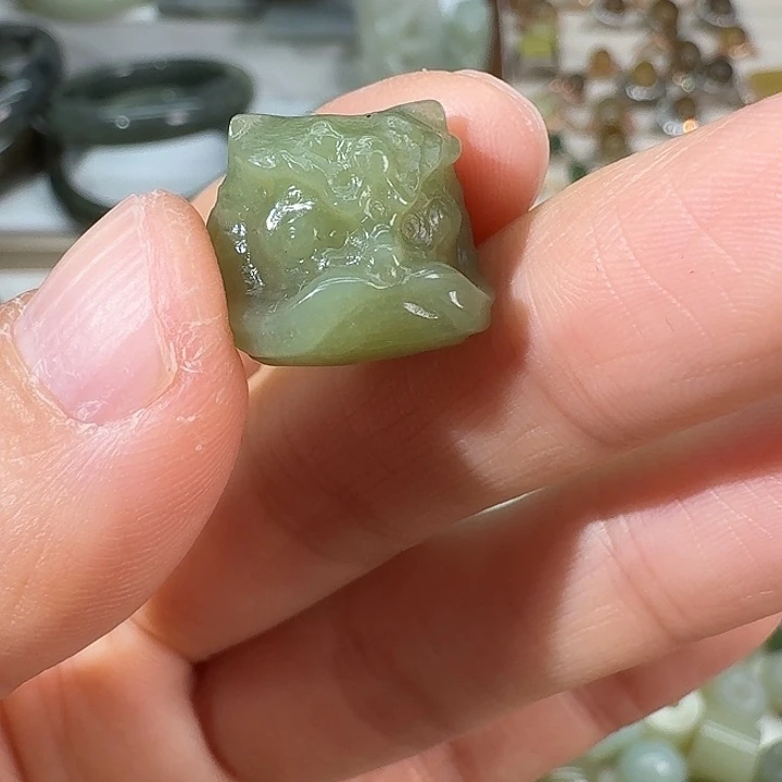 和田玉（糖玉）未镶嵌颈饰15.14