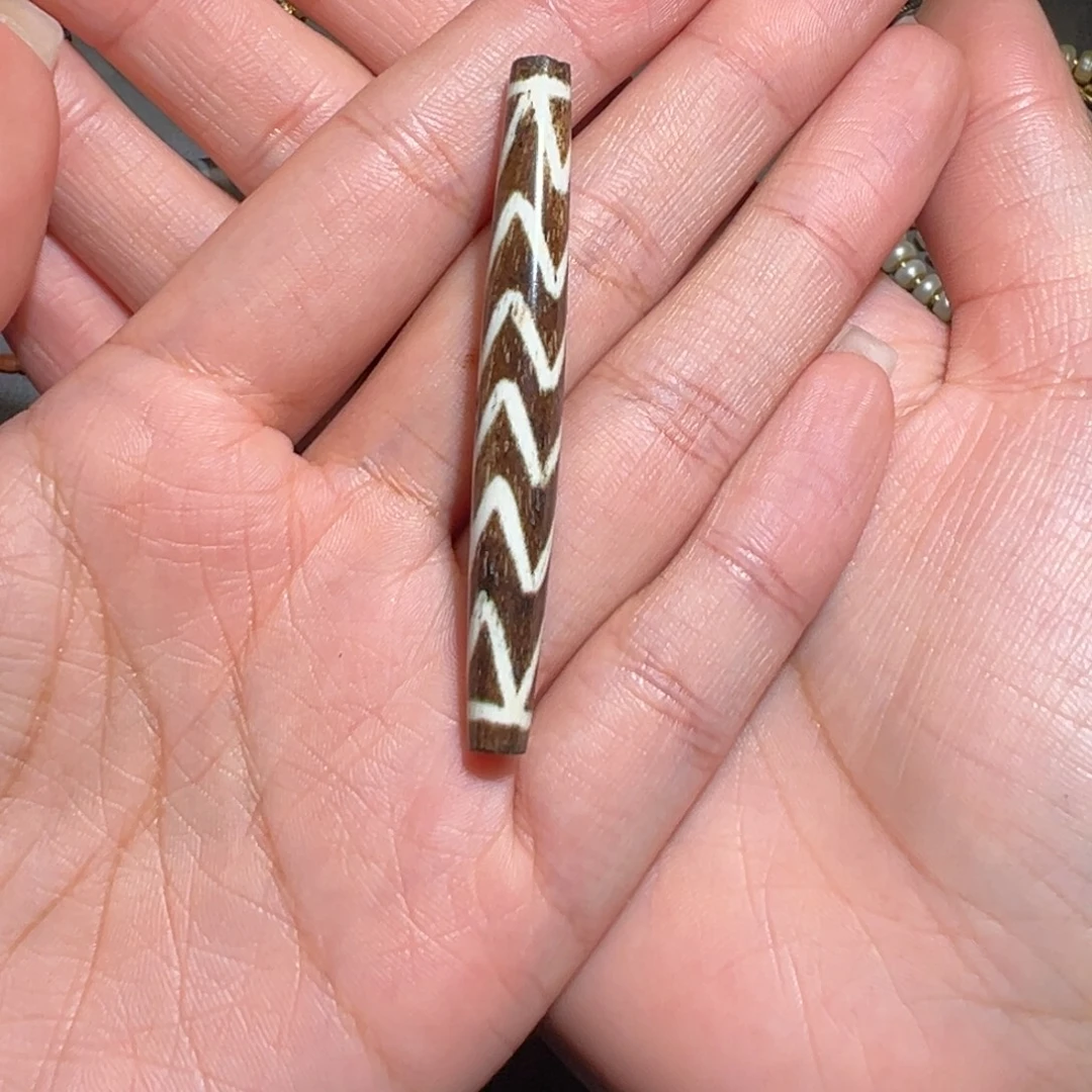 C***麻玛瑙/玉髓未镶嵌颈饰