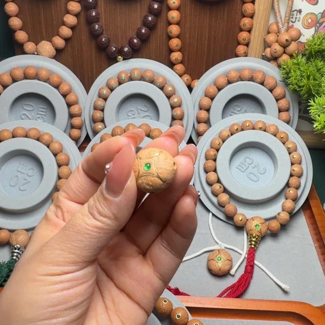 哈***哈吊坠凤眼菩提尼泊尔