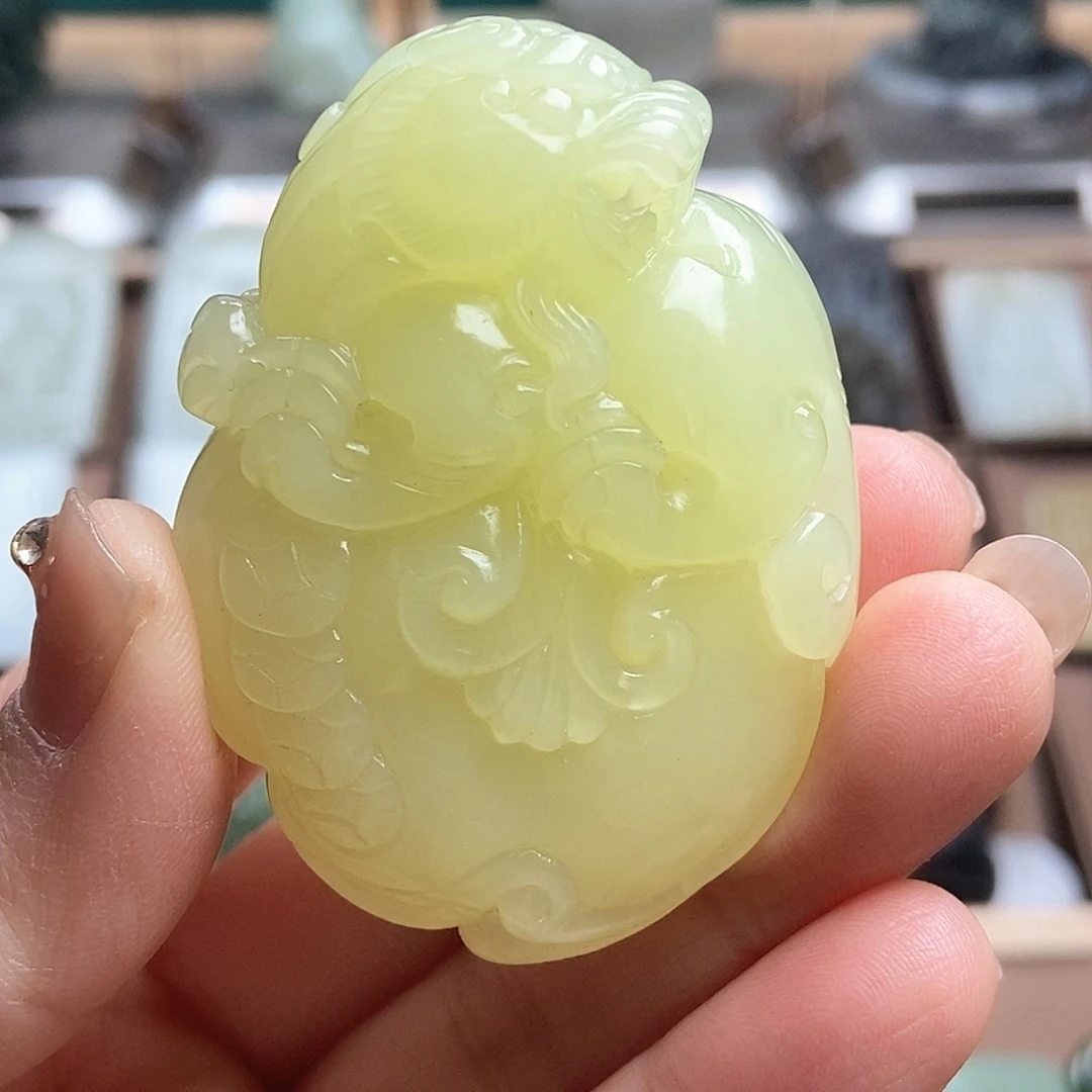 和田玉（糖玉）颈饰未镶嵌