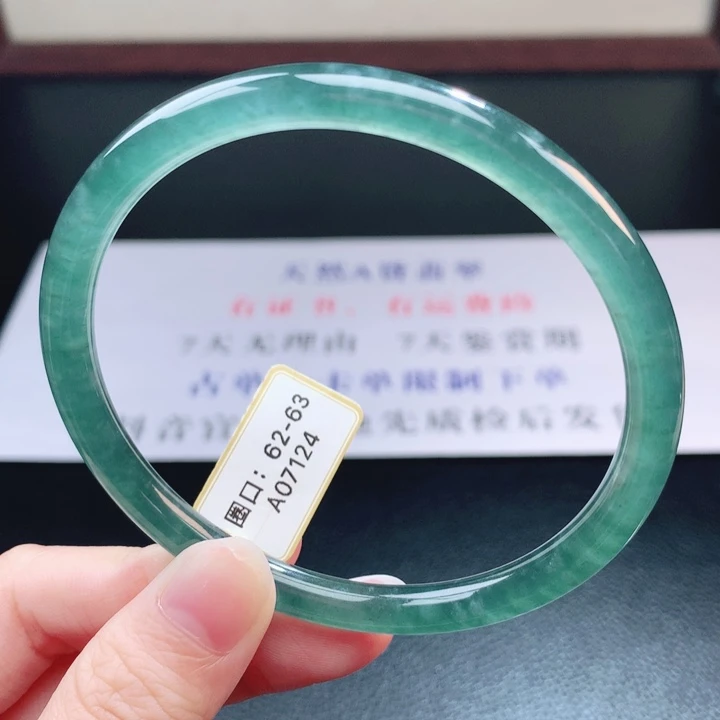 翡翠未镶嵌手镯翡翠手镯76