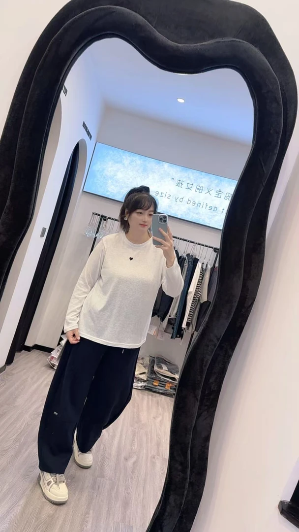2025AS5081秋季新款前后刺绣爱心长袖打底衫