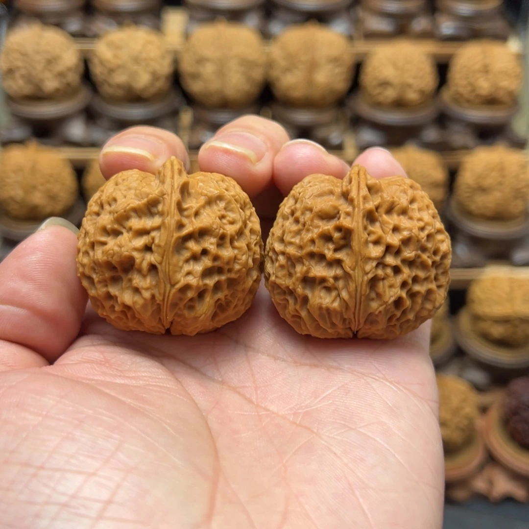 文玩核桃把件39mm密纹石铫。新品福利。