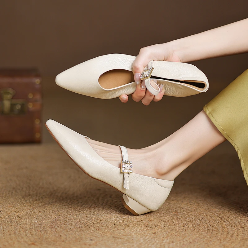 单鞋软底玛丽珍鞋尖头真皮浅口女鞋中跟低复古低跟尖头玛丽珍单鞋