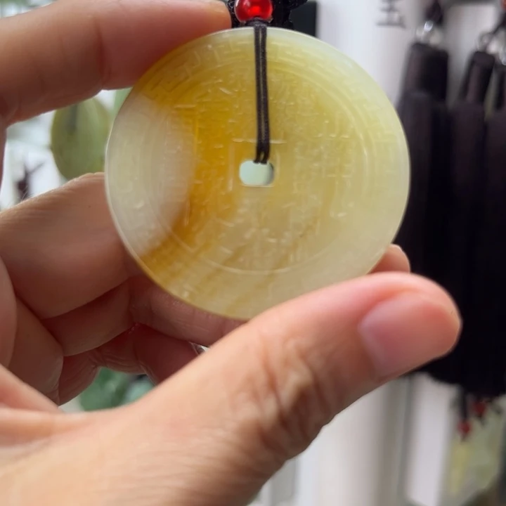 新***家合金蛇纹石玉颈饰