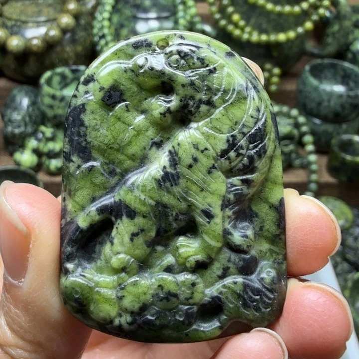 蛇纹石玉未镶嵌药王石能量养生产品