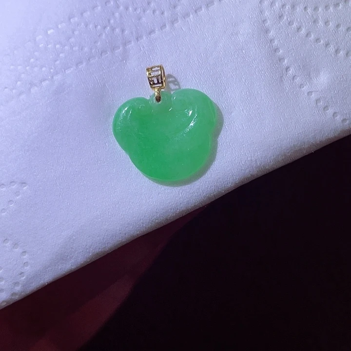 颈饰18K金镶嵌翡翠翡翠