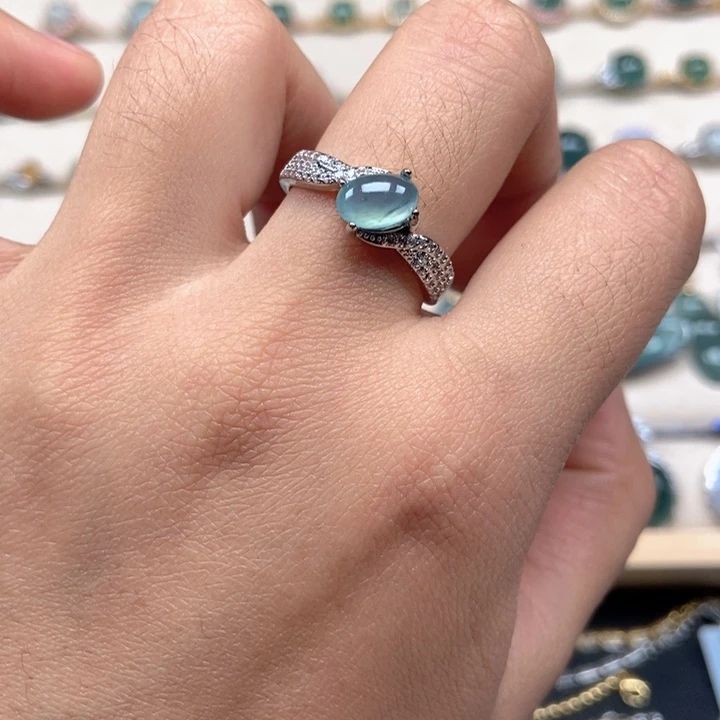 翡翠未镶嵌戒指戒指