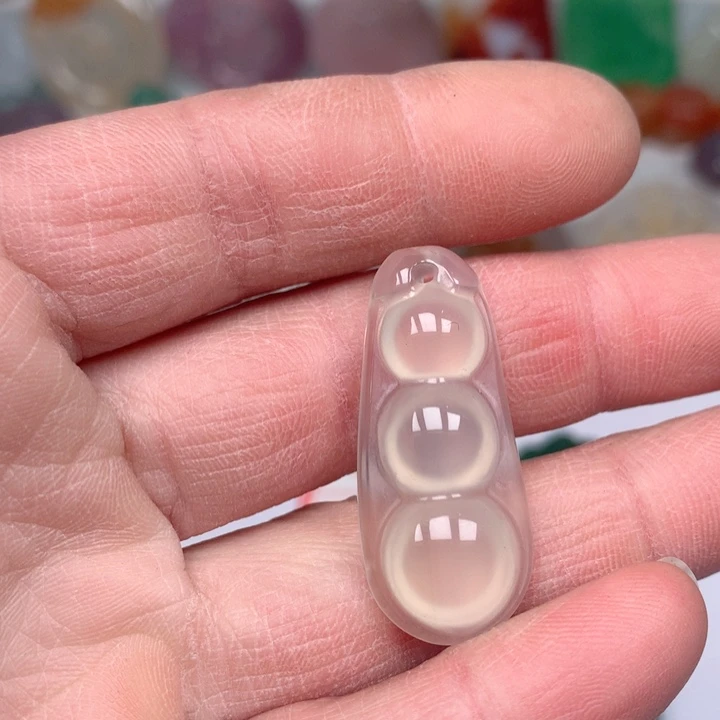 玛瑙/玉髓颈饰未镶嵌《****4