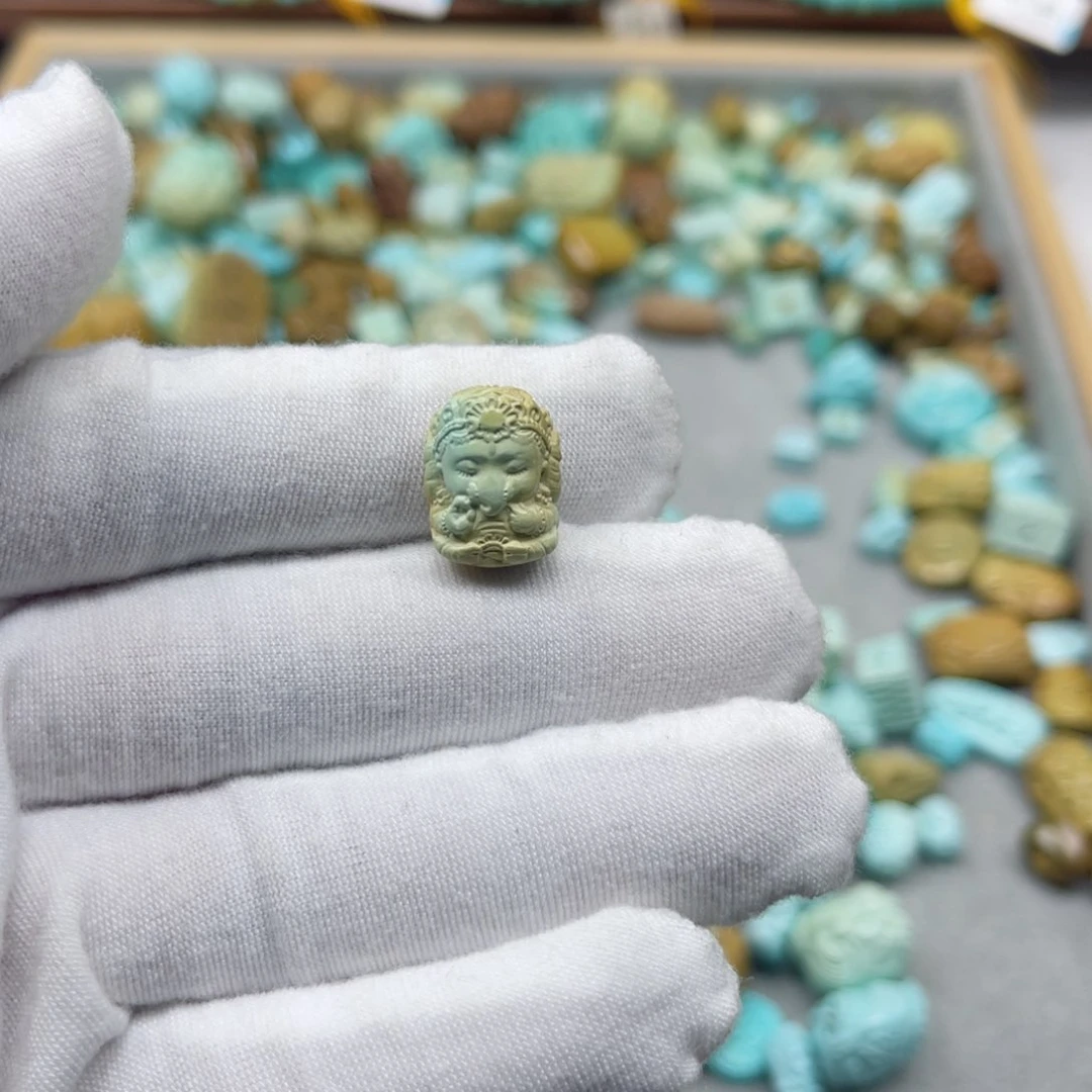 绿松石挂件未镶嵌