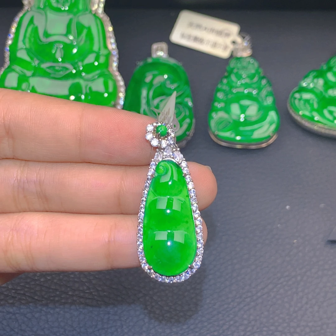 翡翠银S925镶嵌颈饰