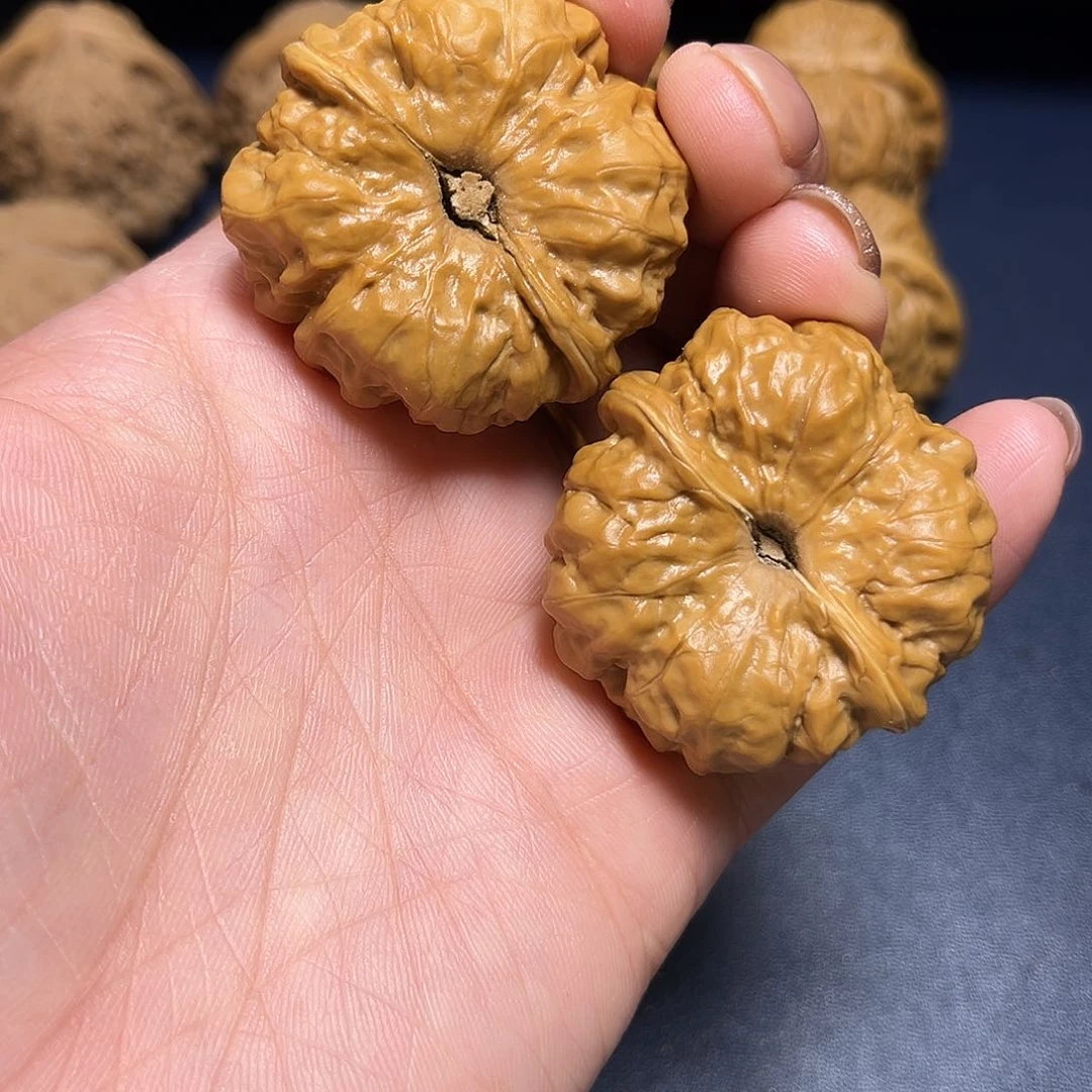 文玩核桃吊坠七****离哇哇哇40