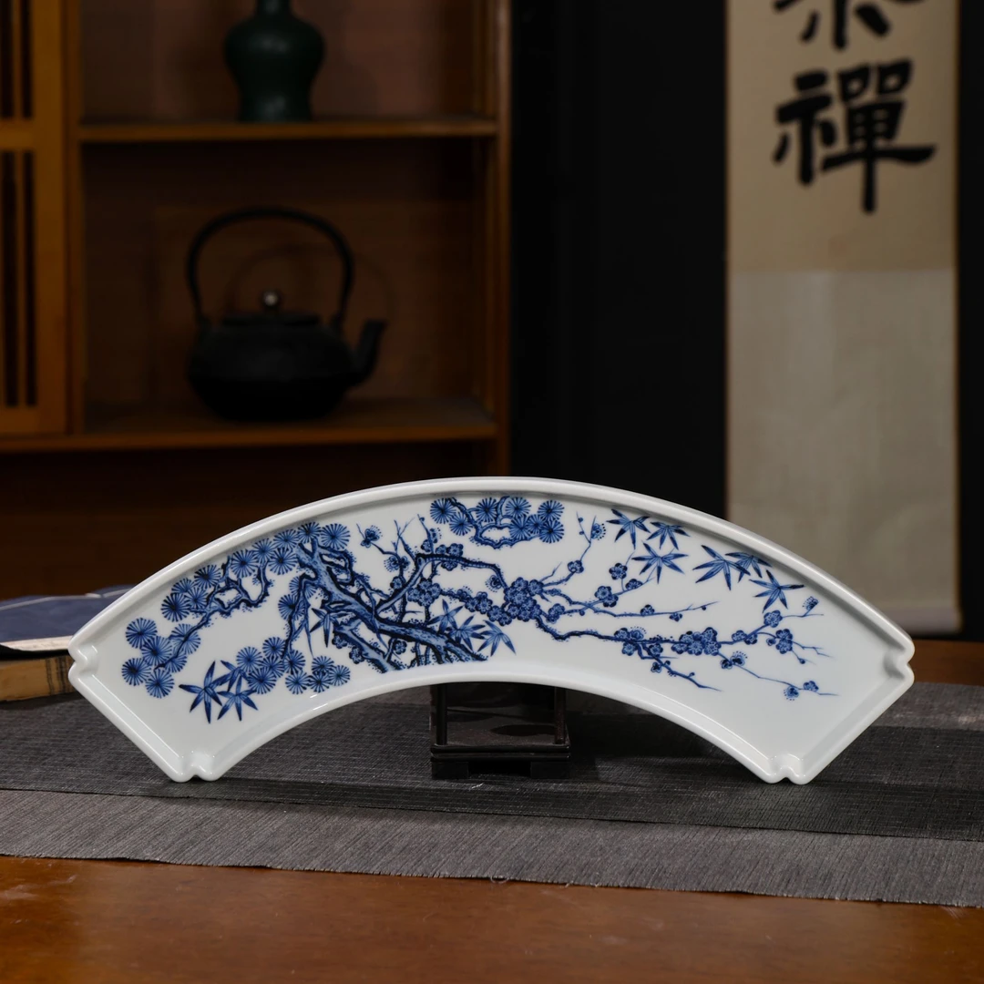 【照夜白】纯手绘松竹梅扇形茶盘景德镇青花瓷壶承茶艺器具茶室摆件