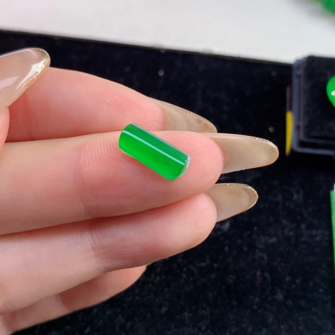 翡翠裸石12.26-5.3-3.24