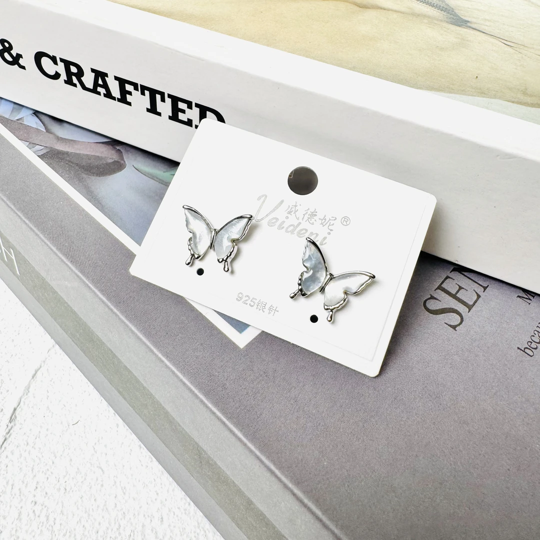 铜合金贝壳耳饰 铜合金耳饰女蝴蝶贝壳简约风格