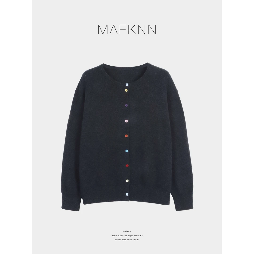 MAFKNN/玛肯时尚休闲简约纯色百搭纽扣绵羊毛毛衣MK13814