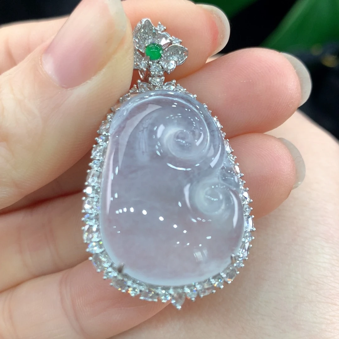 翡翠吊坠(不含链)18K金镶嵌