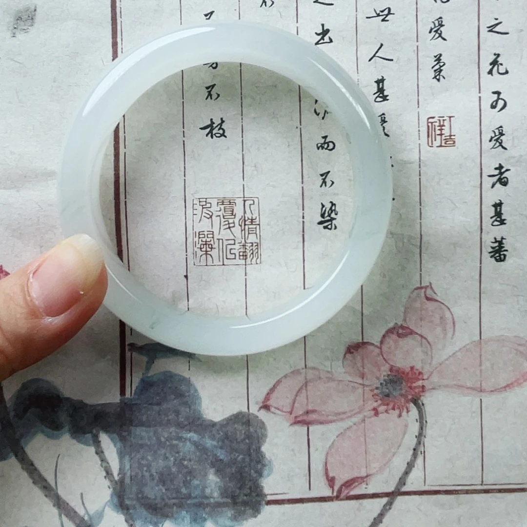 偏***向石英质玉（金丝玉）手镯未镶嵌