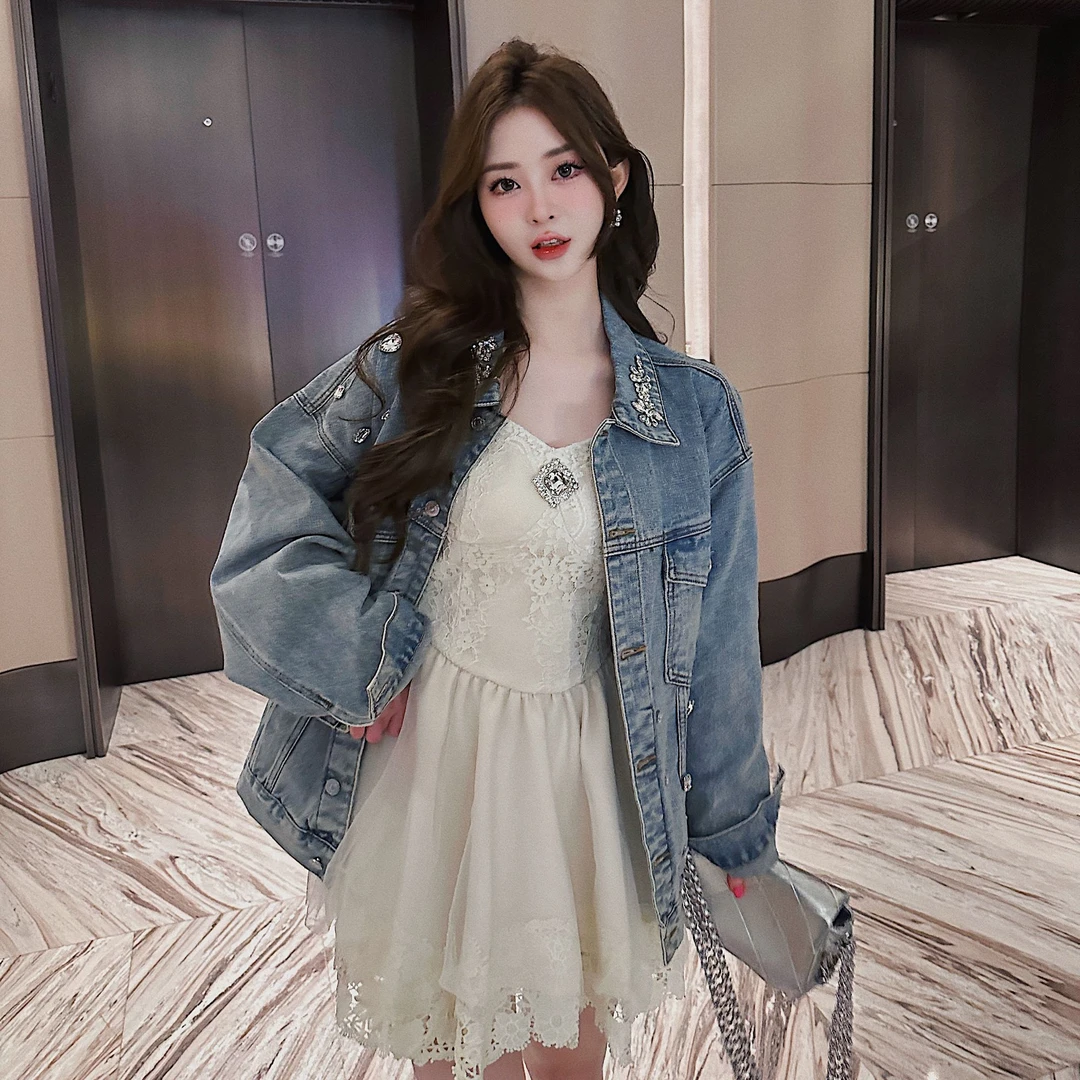 【假日牛仔】重工钉珠休闲牛仔外套XS40763