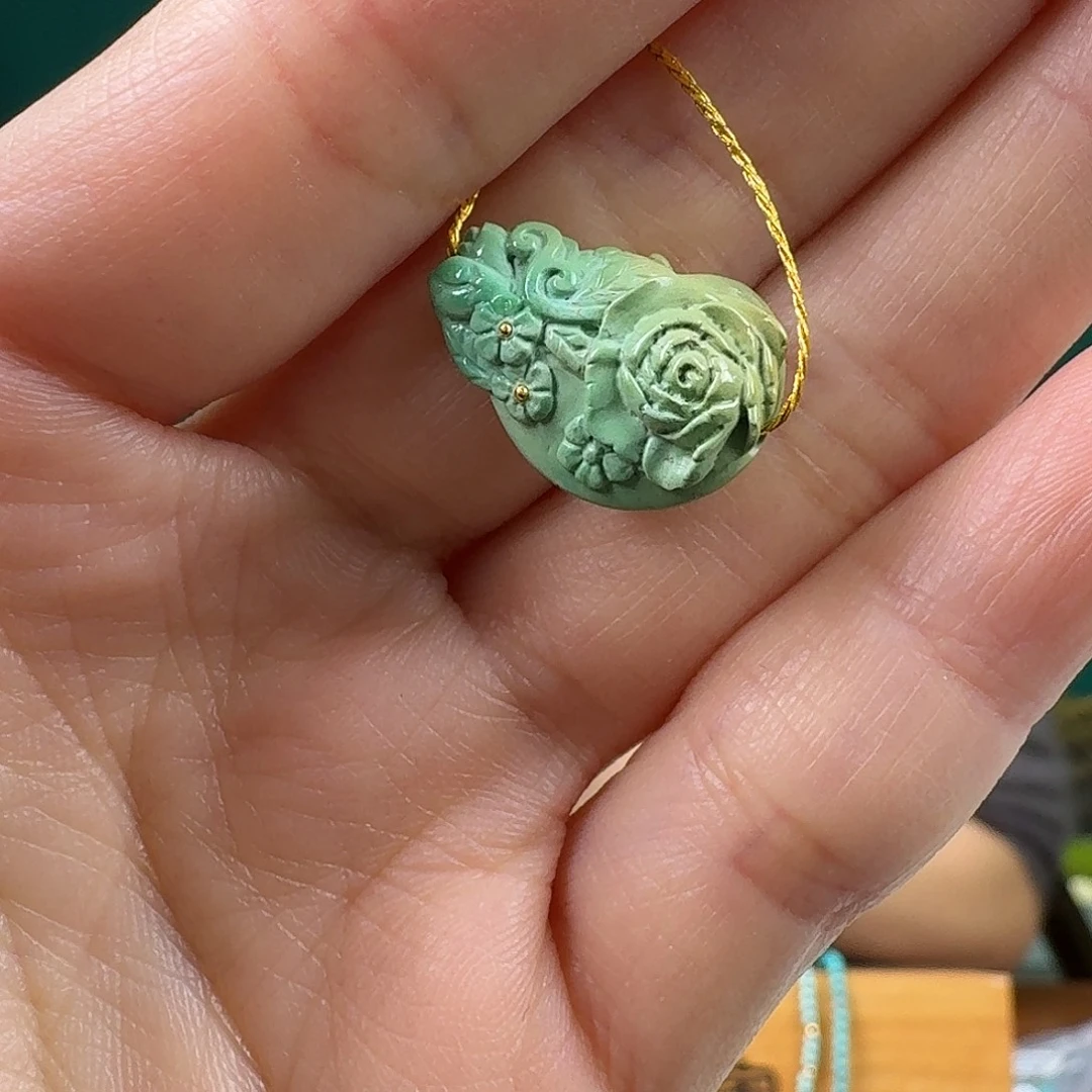 绿松石未镶嵌珠宝奇石