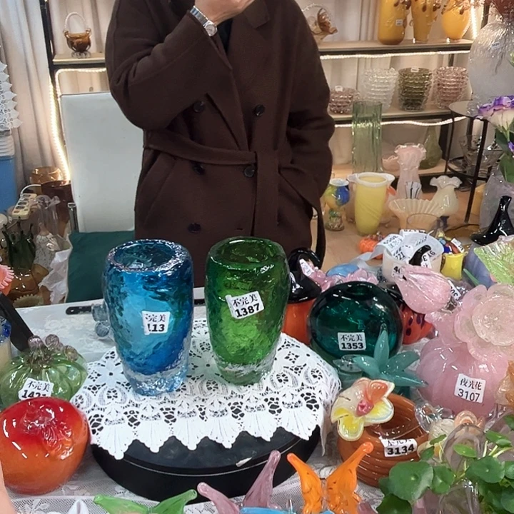 2个熔岩瓶家悦美居琉璃摆件