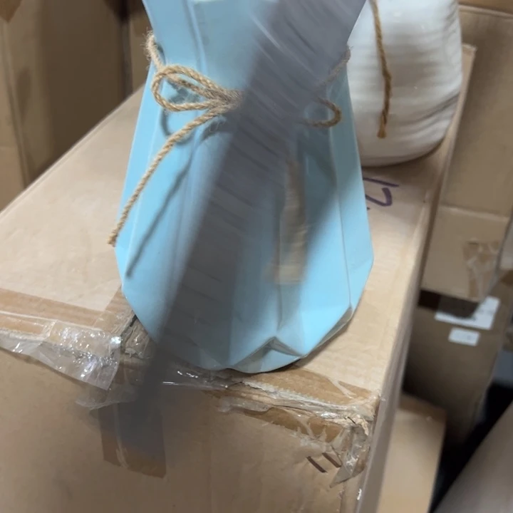 陶瓷花瓶摆件微瑕捡漏出高20口8公分