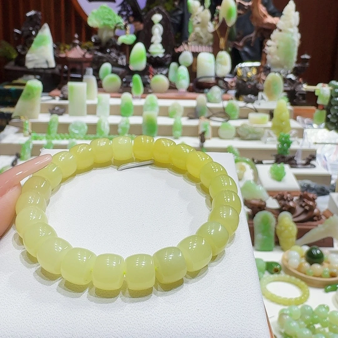 和田玉未镶嵌挂件黄口直切