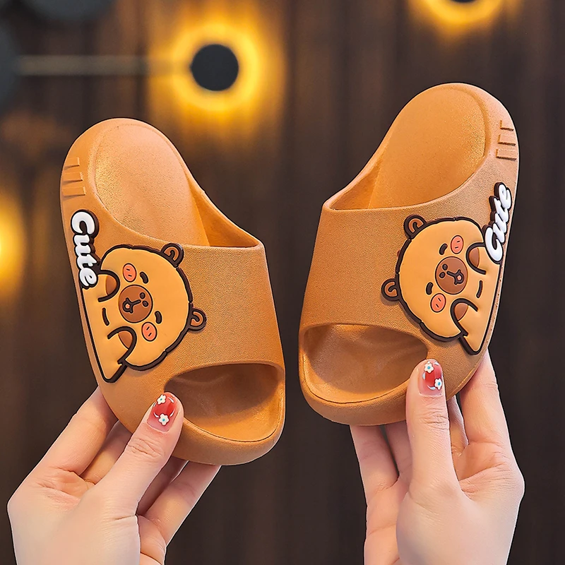 卡皮巴拉儿童拖鞋男童夏2025新款居家室内中大童小男孩女孩凉拖鞋