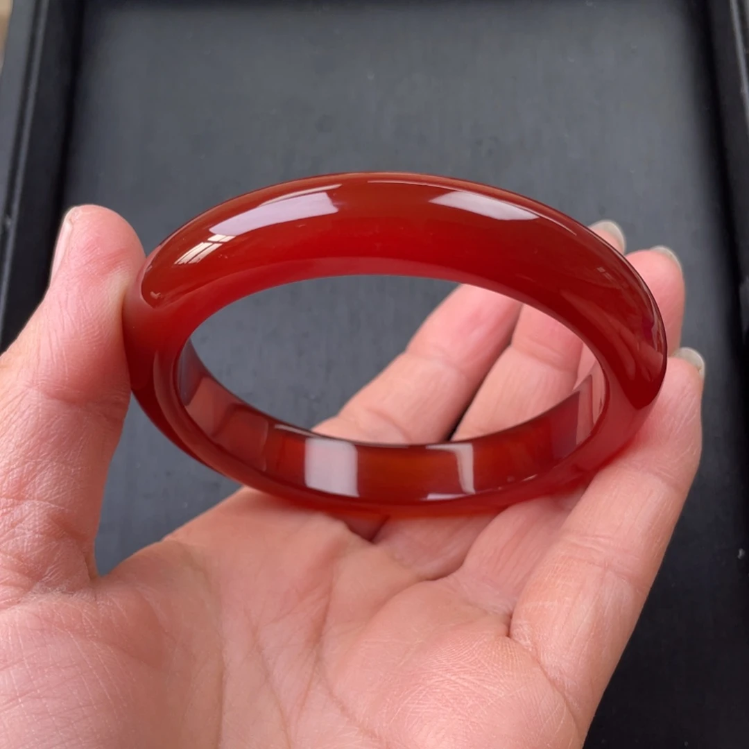 玛瑙/玉髓手镯未镶嵌58圈口