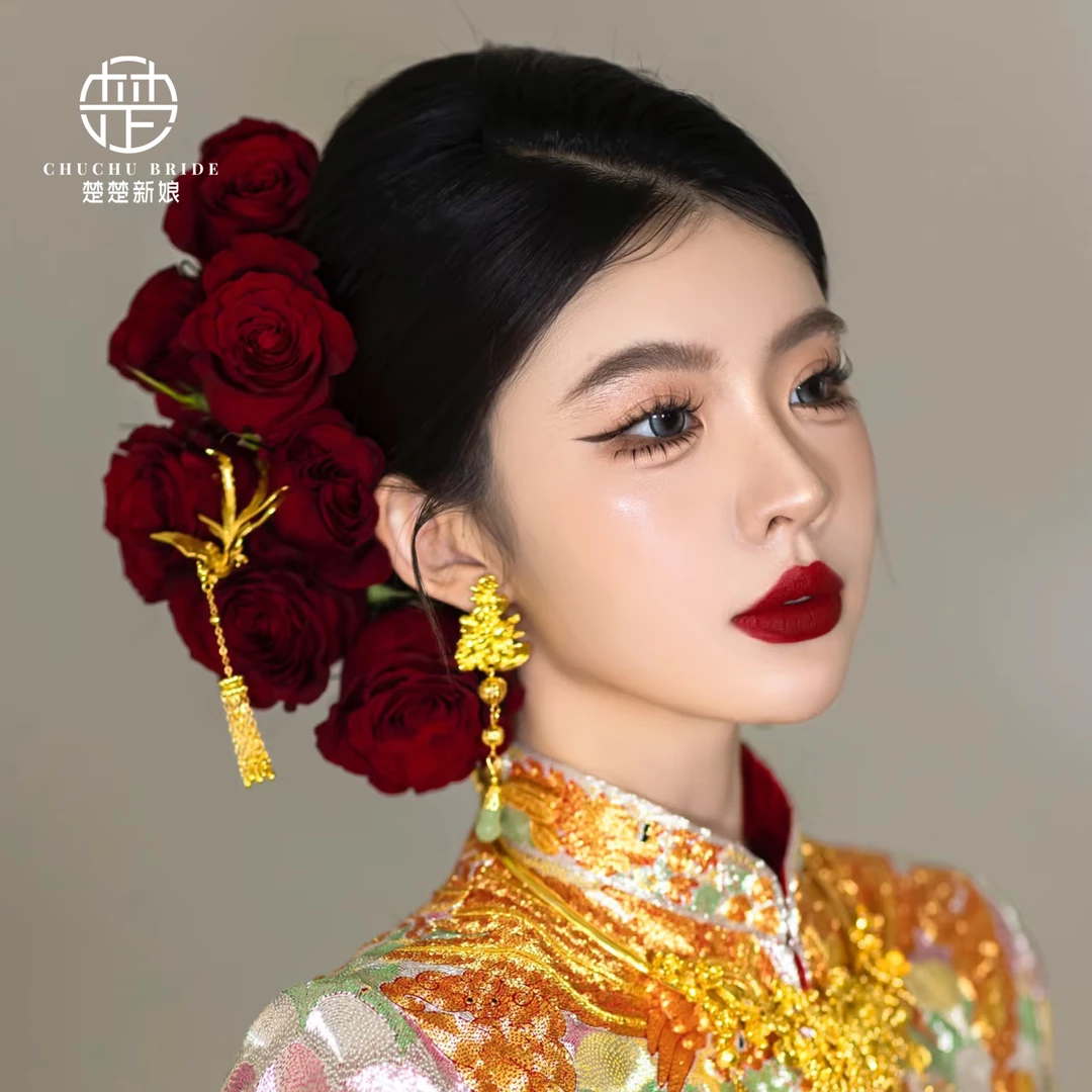 新款红色绒布仿真玫瑰花U形插针新娘盘发头饰复古造型拍照配饰