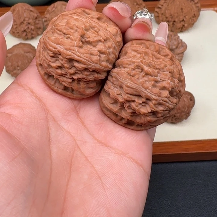 文玩核桃吊坠全品白狮子41