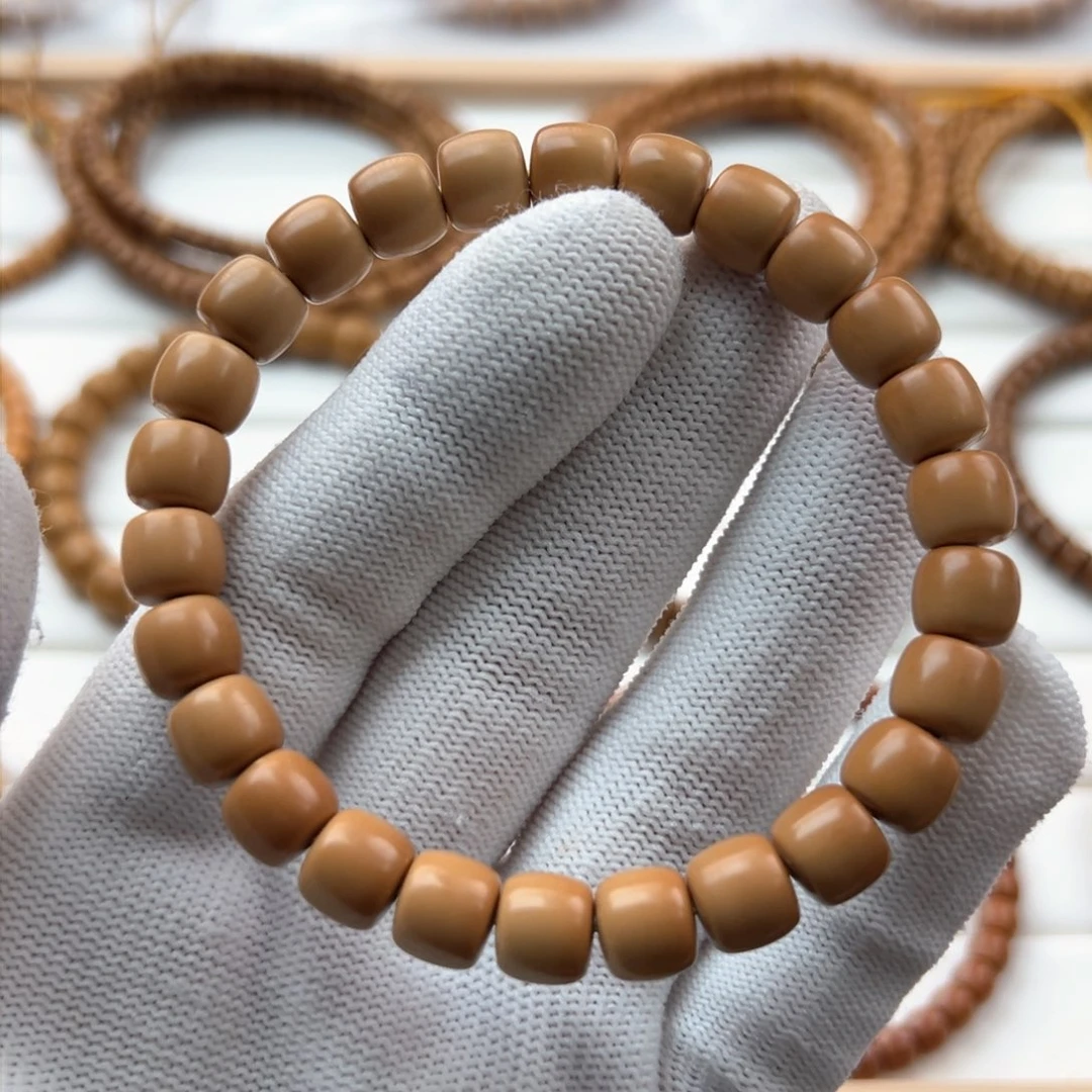 橄榄核手串8.7核尖手串不漏白