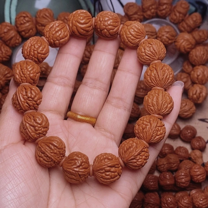 文玩核桃吊坠龙纹桃核