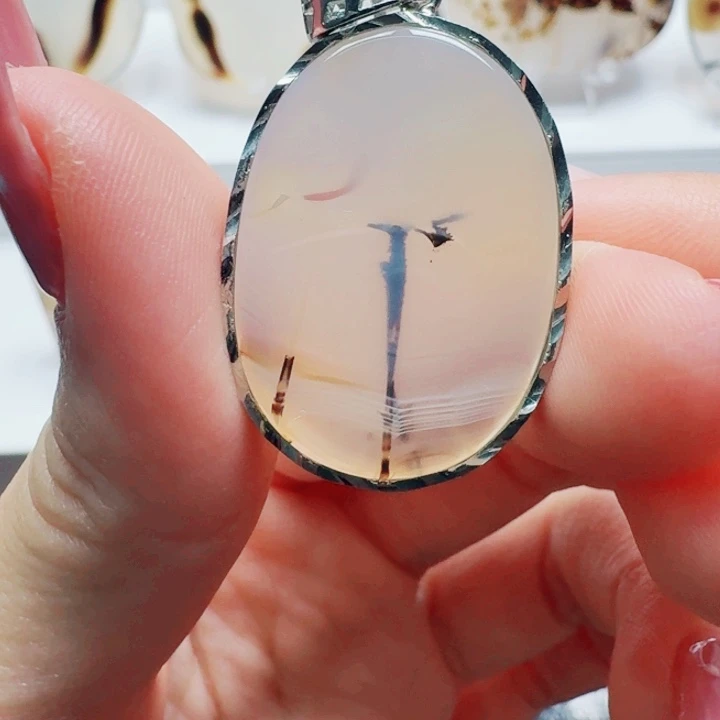 玛瑙/玉髓未镶嵌珠宝奇石