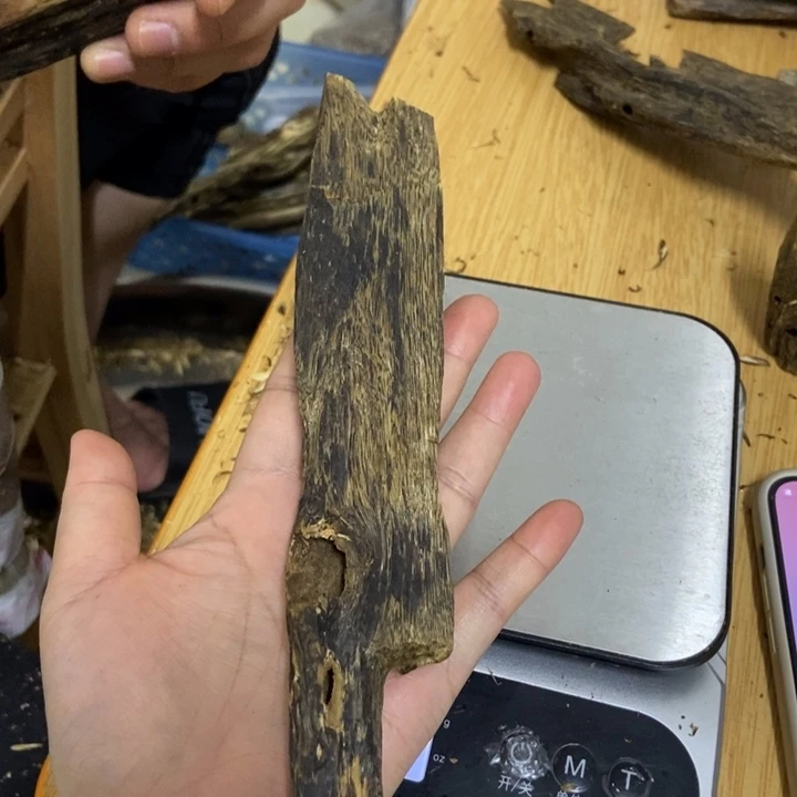 沉香碎屑沉香奇楠沉香文创