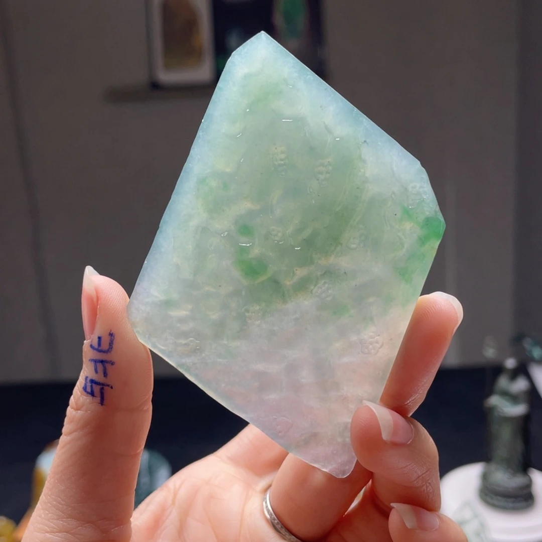 定制翡翠未镶嵌包工包料