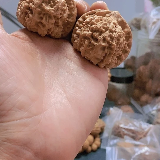 【闪购商品】把件文玩核桃46红皮官帽
