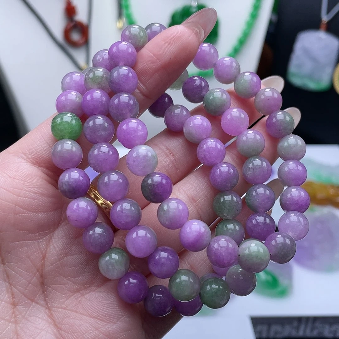 翡翠吊坠(赠链)未镶嵌