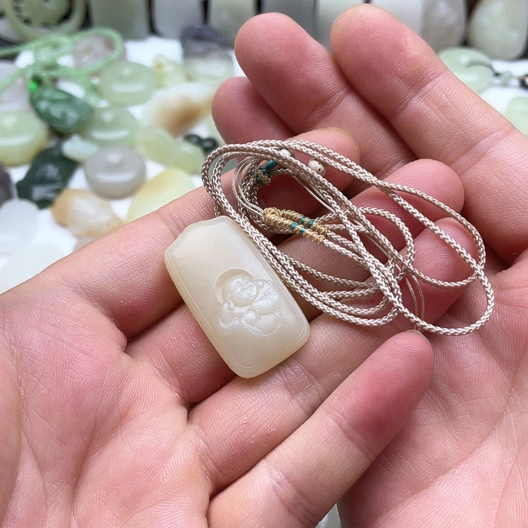 和田玉佛公吊坠未镶嵌早****困