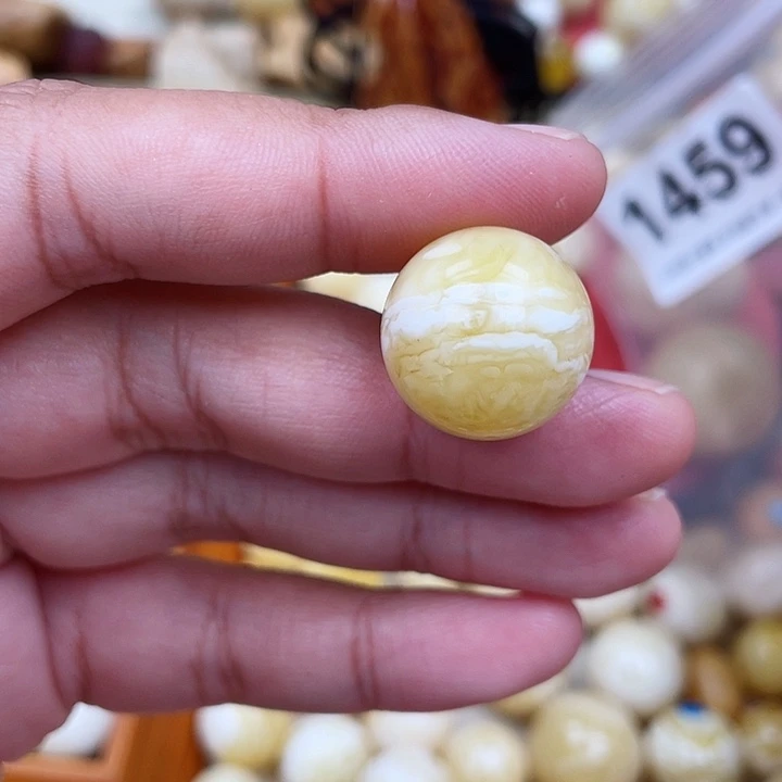 蜜蜡未镶嵌珠宝奇石粉17.9