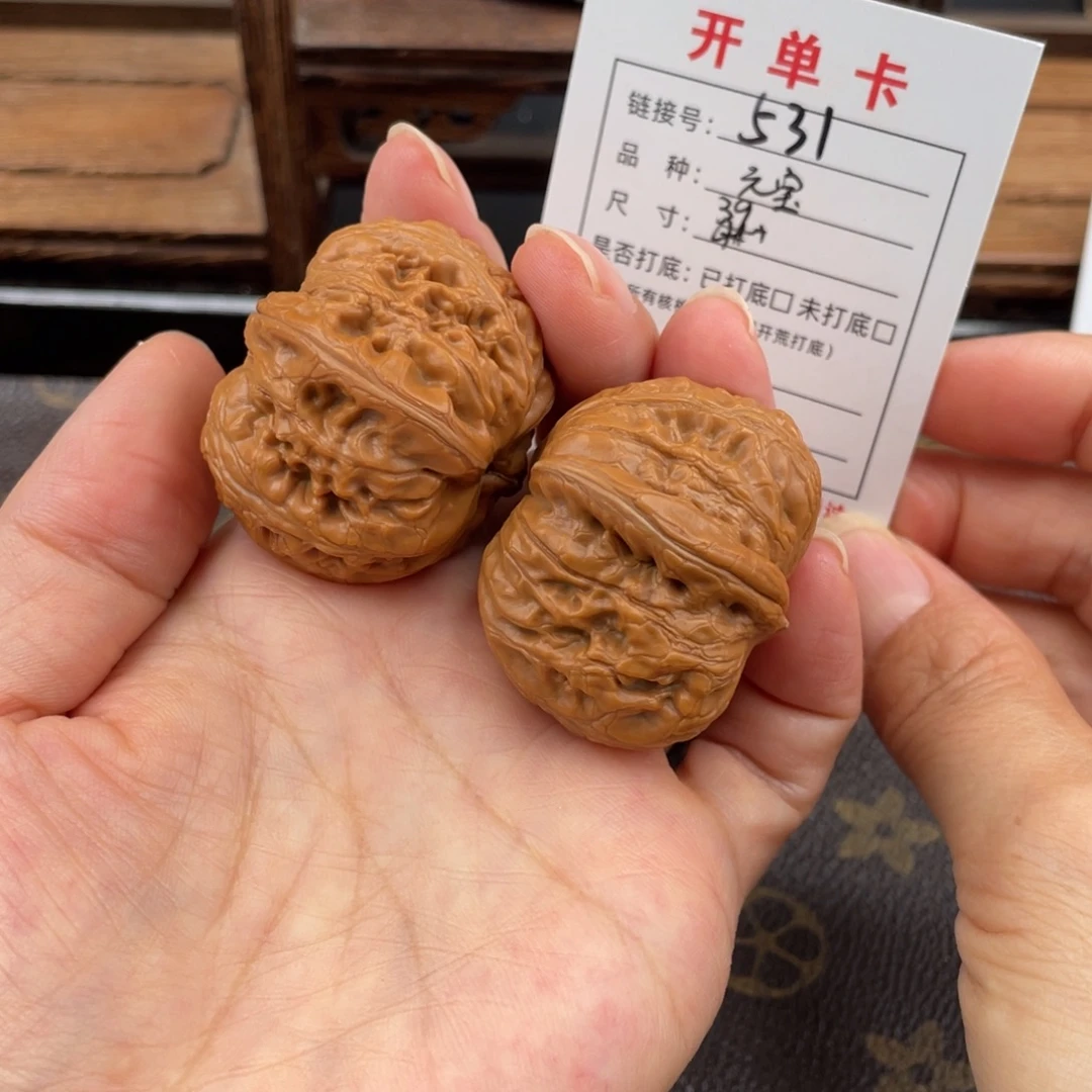 吊坠桃核文玩核桃