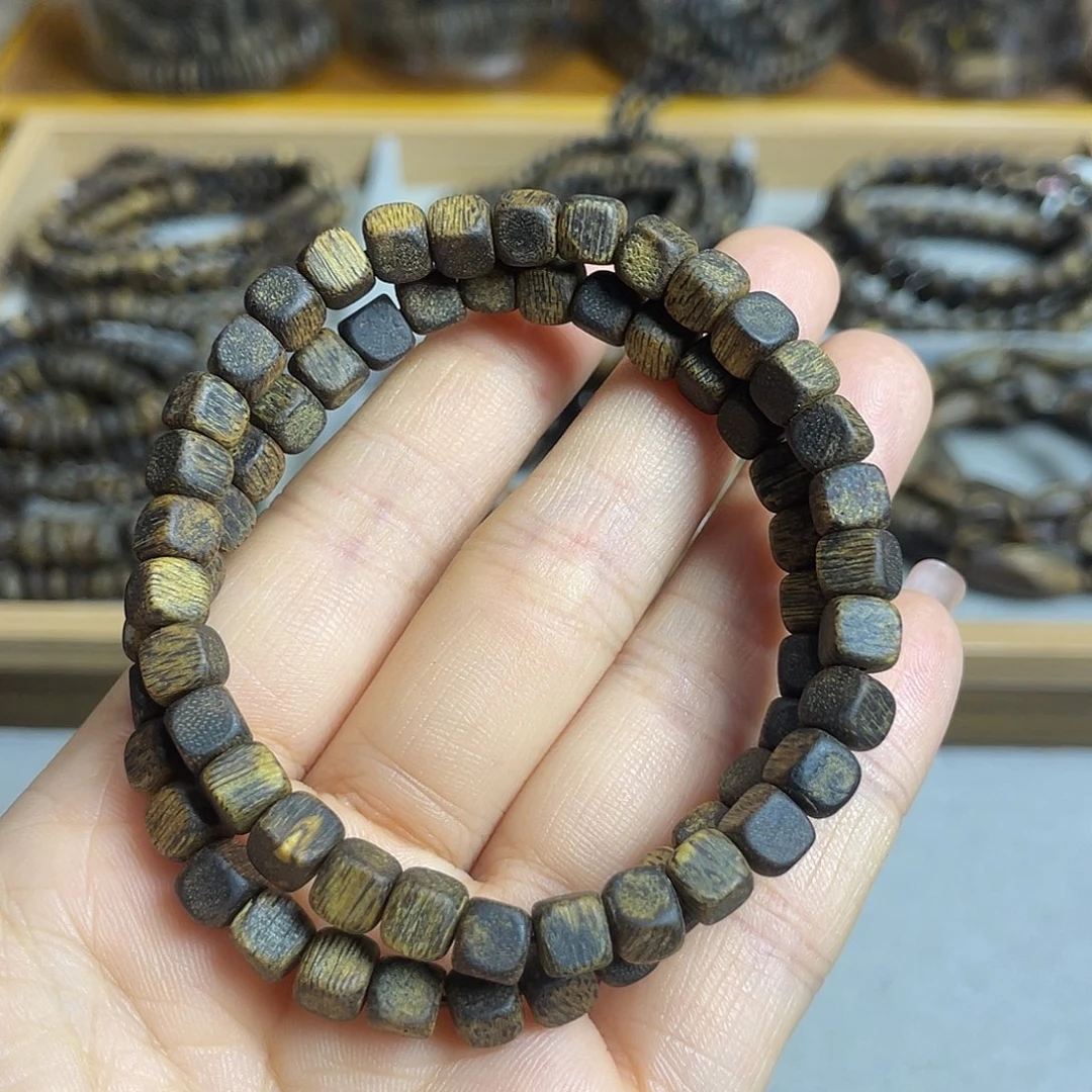 沉香沉香碎屑棋楠沉香老料方糖沉水级花香韵多样性发一个