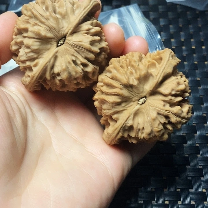 文玩核桃吊坠官帽