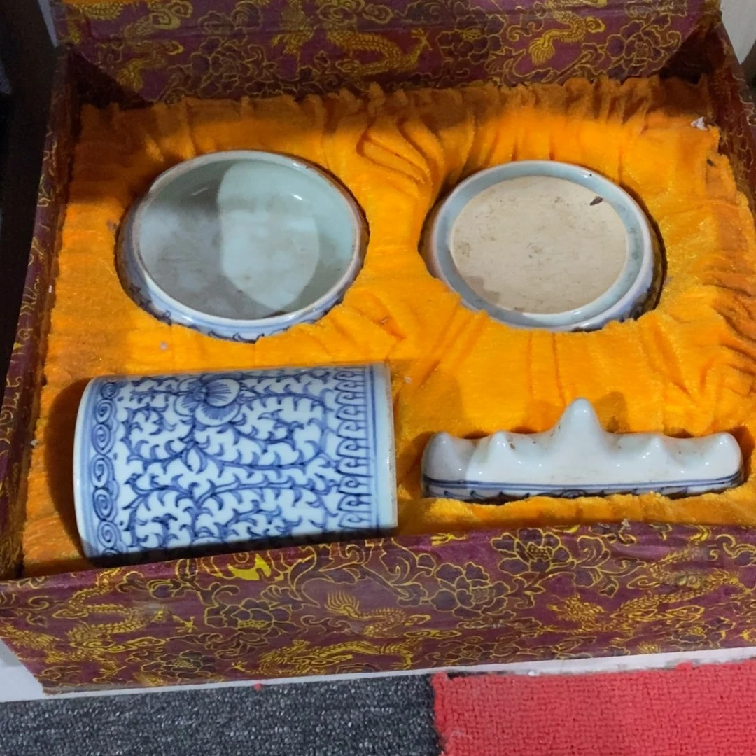 瓷器一个一个一个