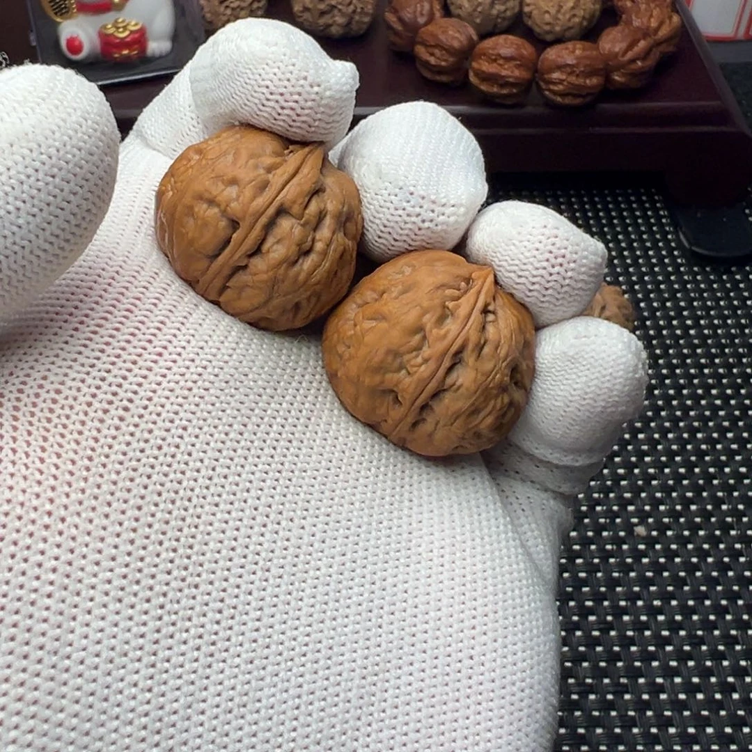 文玩核桃把件粗筋小元宝