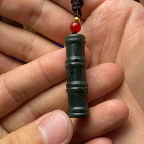 峰***和田玉未镶嵌颈饰