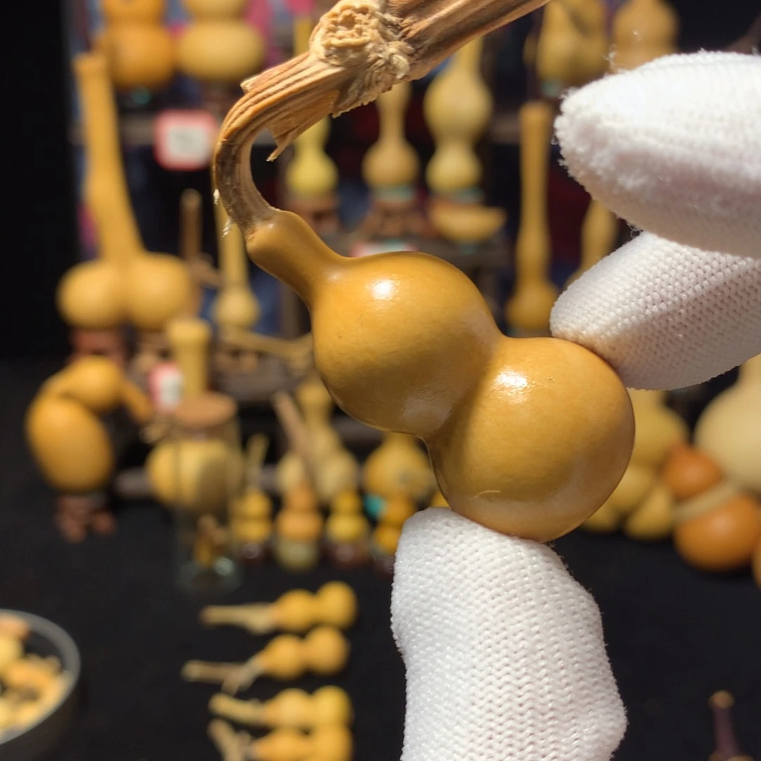 禾***_葫芦精品吊坠项链