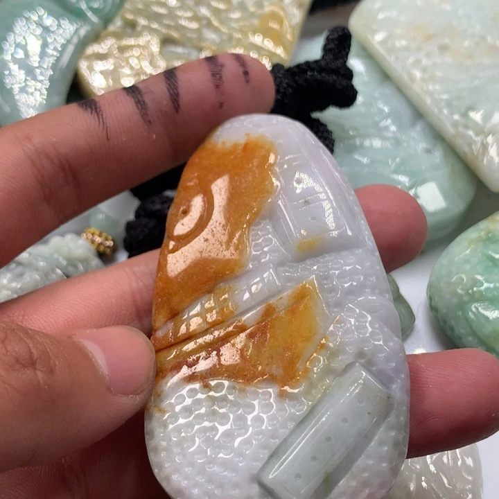 颈饰未镶嵌翡翠保真天然a货翡翠